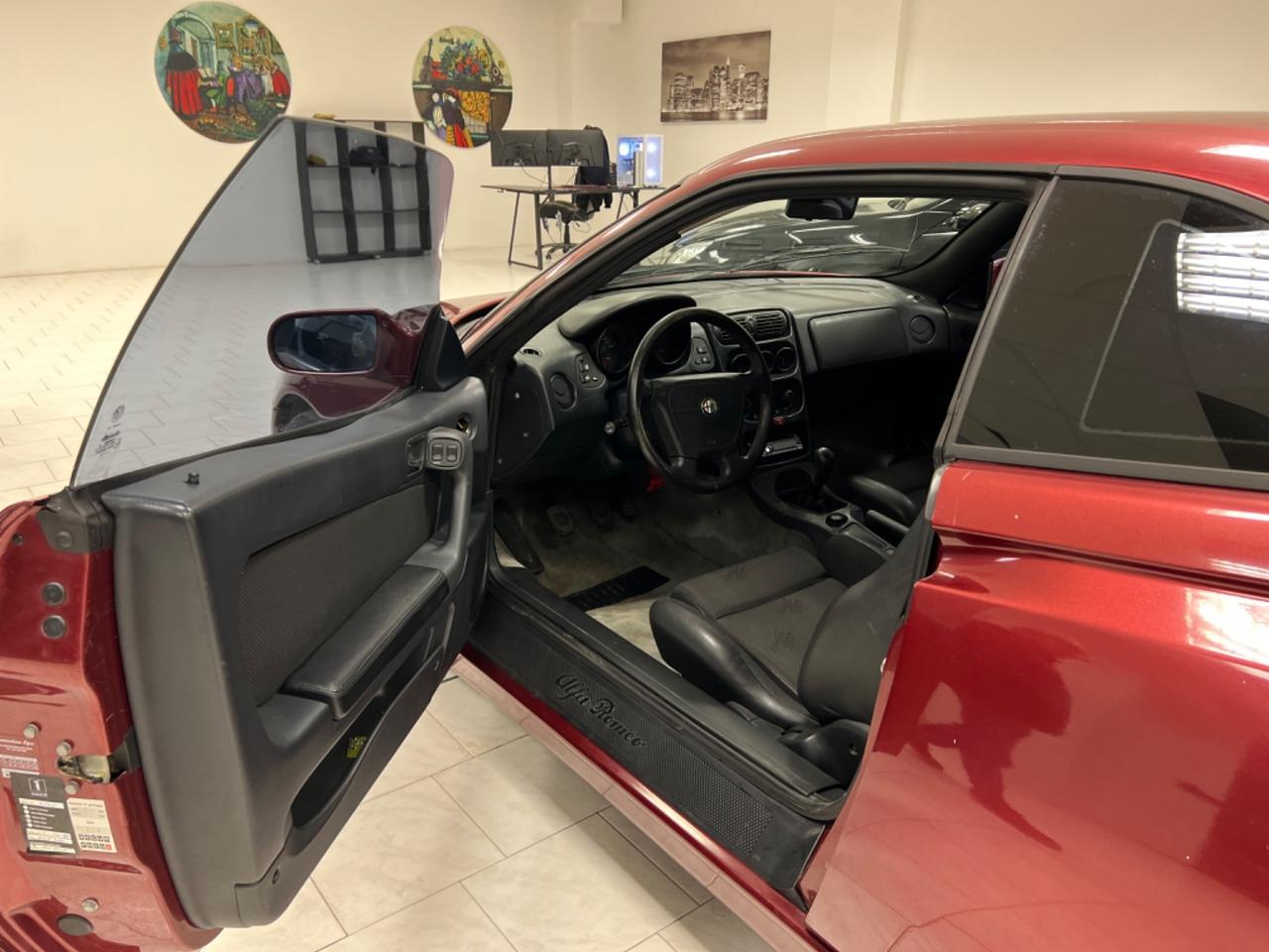 Alfa Romeo GTV 2.0i 16V Twin Spark cat