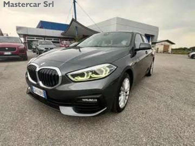 BMW 120 Serie 1 F40 120d xdrive Bus Adva auto GB628PB