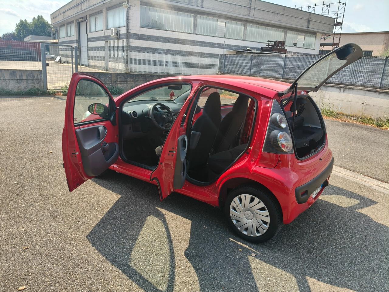 Citroen C1 1.0 5 porte CAMBIO AUTOMATICO