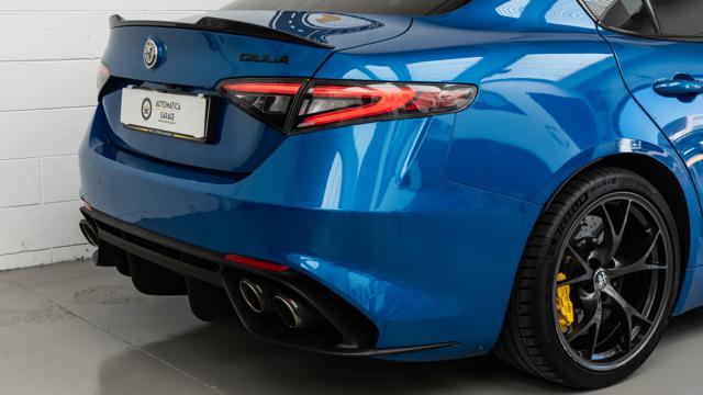 ALFA ROMEO Giulia V6 Bi-Turbo Quadrifoglio AKRAPOVIC CARBOCERAMICI