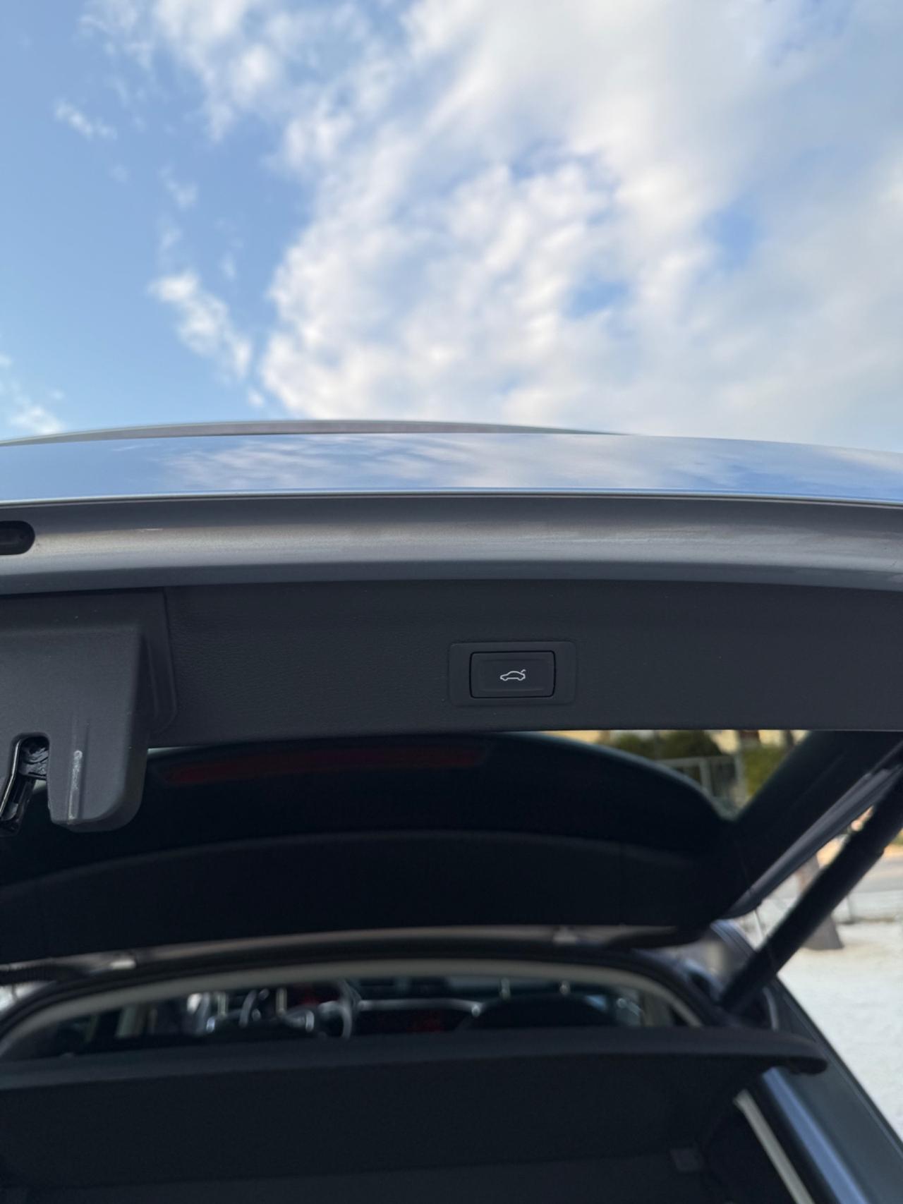 Audi Q3 40 TDI quattro S tronic Advanced