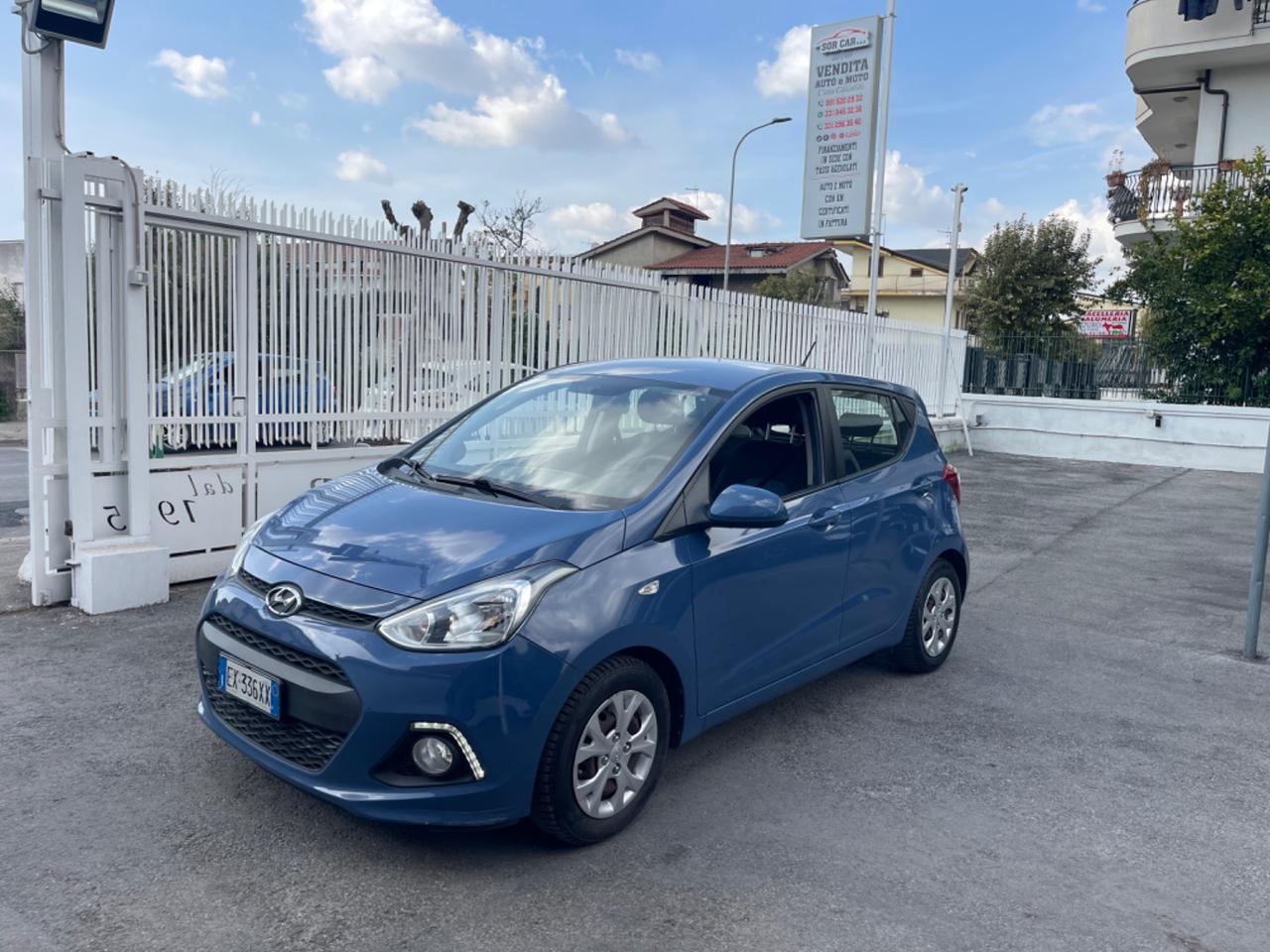 Hyundai i10 1.0 MPI Login FULL OPTIONAL