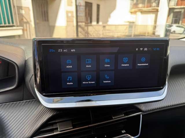Peugeot 208 1.2 Hybrid Allure 110cv e-dcs 6