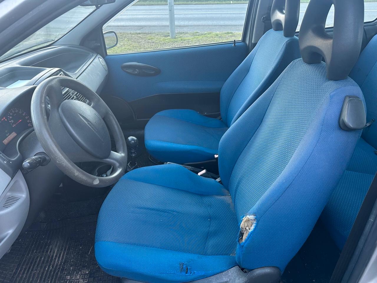 Fiat Punto 1.2i cat 3 porte EL