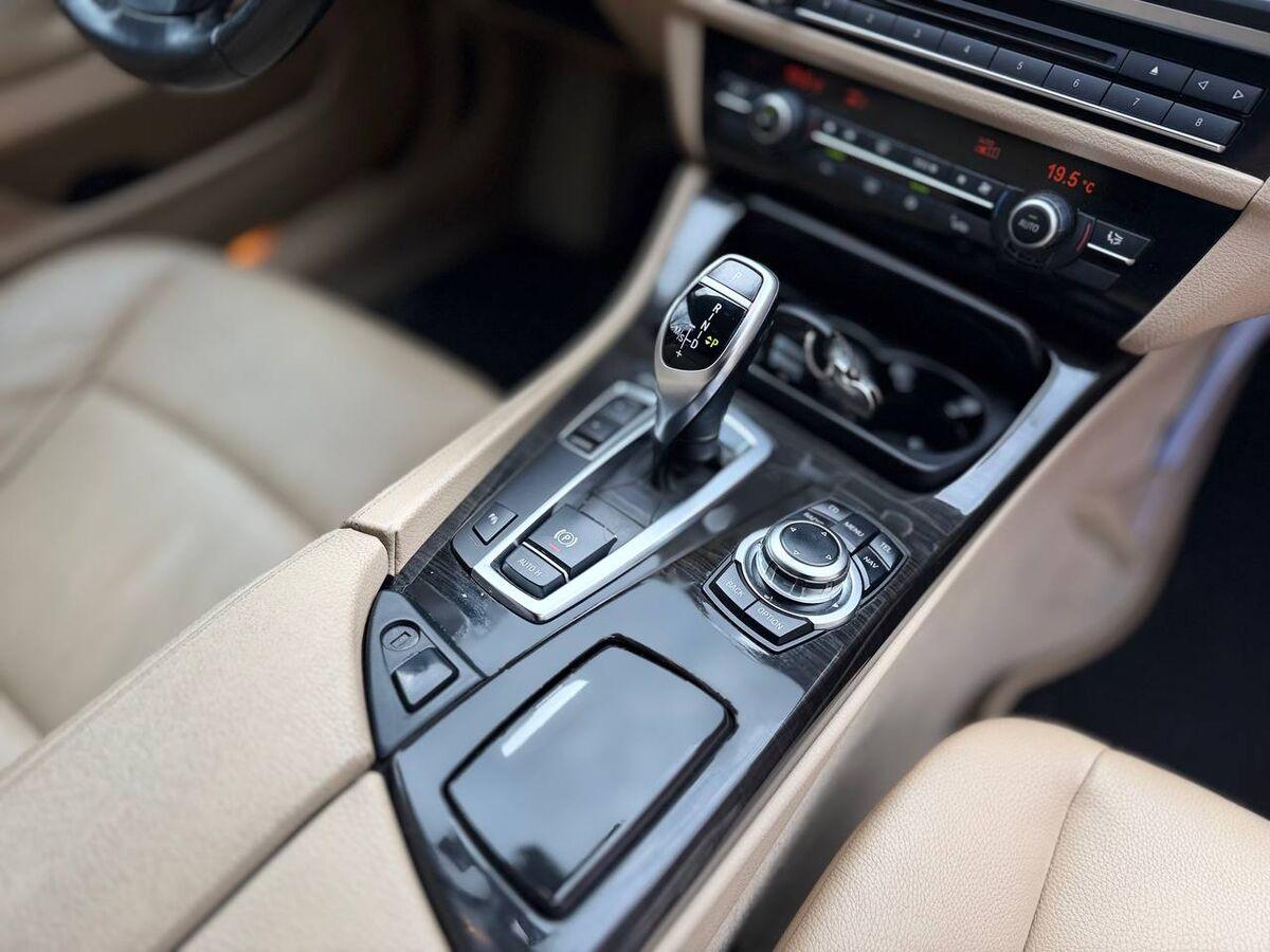 BMW Serie 5 530d Futura