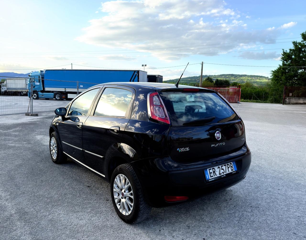 Fiat Punto Evo 1.4 5P Emotion Natural Power