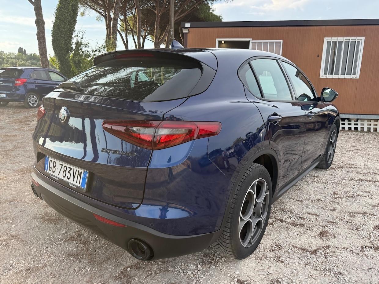 Alfa Romeo Stelvio 2.2 Turbodiesel 190 CV AT8 Q4 Sprint