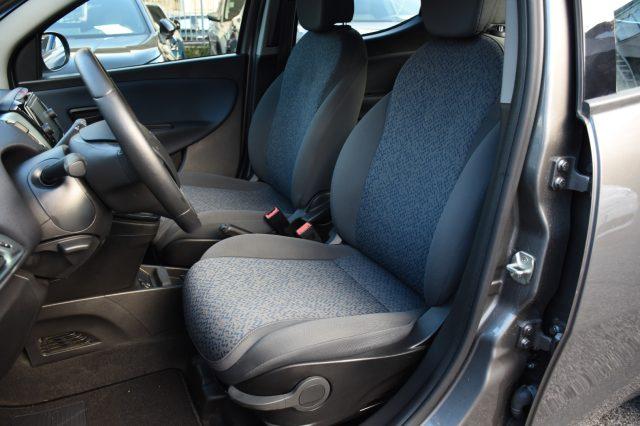 LANCIA Ypsilon 1.0 FireFly 5 p. S&S Hybrid GOLD *RETROCAMERA*
