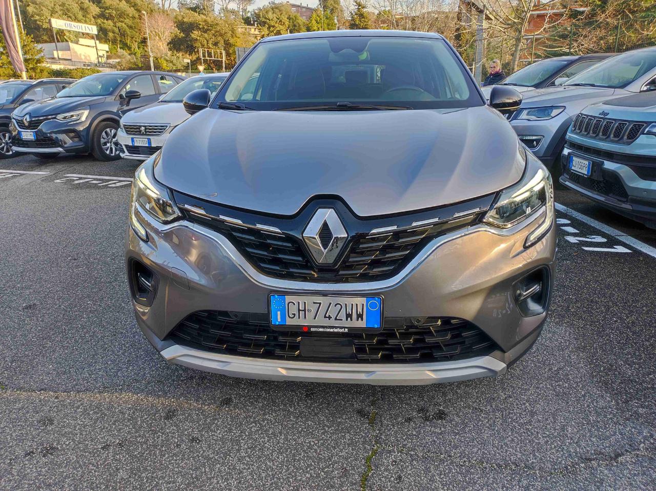 RENAULT Captur II 2019 - Captur 1.6 E-Tech hybrid Intens 145cv auto