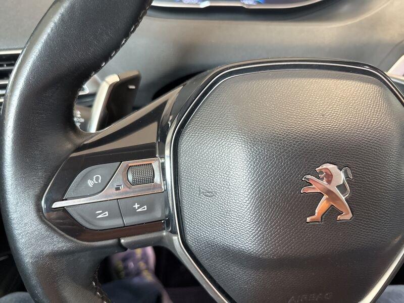 Peugeot 5008 PureTech Turbo 130 EAT8 S&S Allure