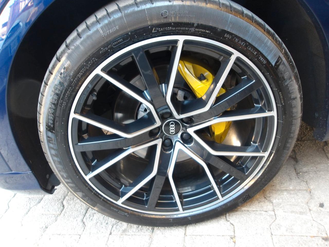 Audi Q8 3.0 TDI 286cv mhev quattro Trip Tronic S LINE