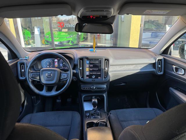 VOLVO XC40 T2 Momentum N1