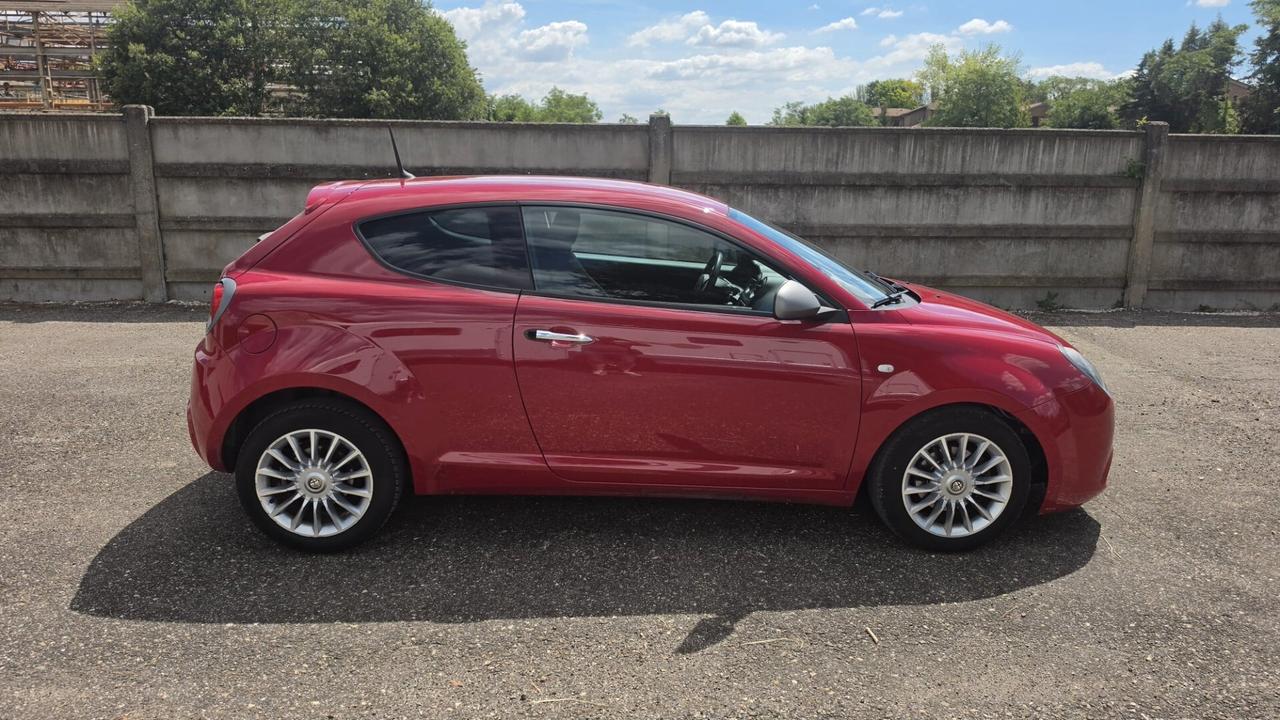 Alfa Romeo MiTo 1.3 JTDm 85 CV S&S Distinctive