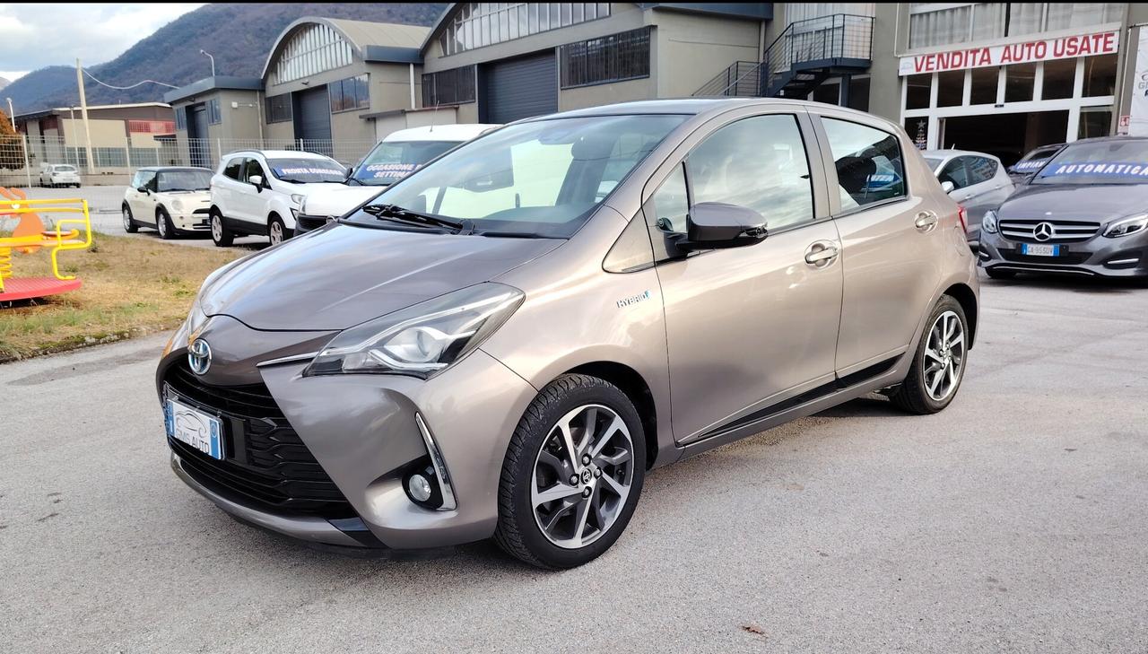 Toyota Yaris 1.5 Hybrid 5 porte Business