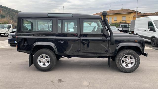 LAND ROVER Defender 110 2.4 TD4 CrewCab S