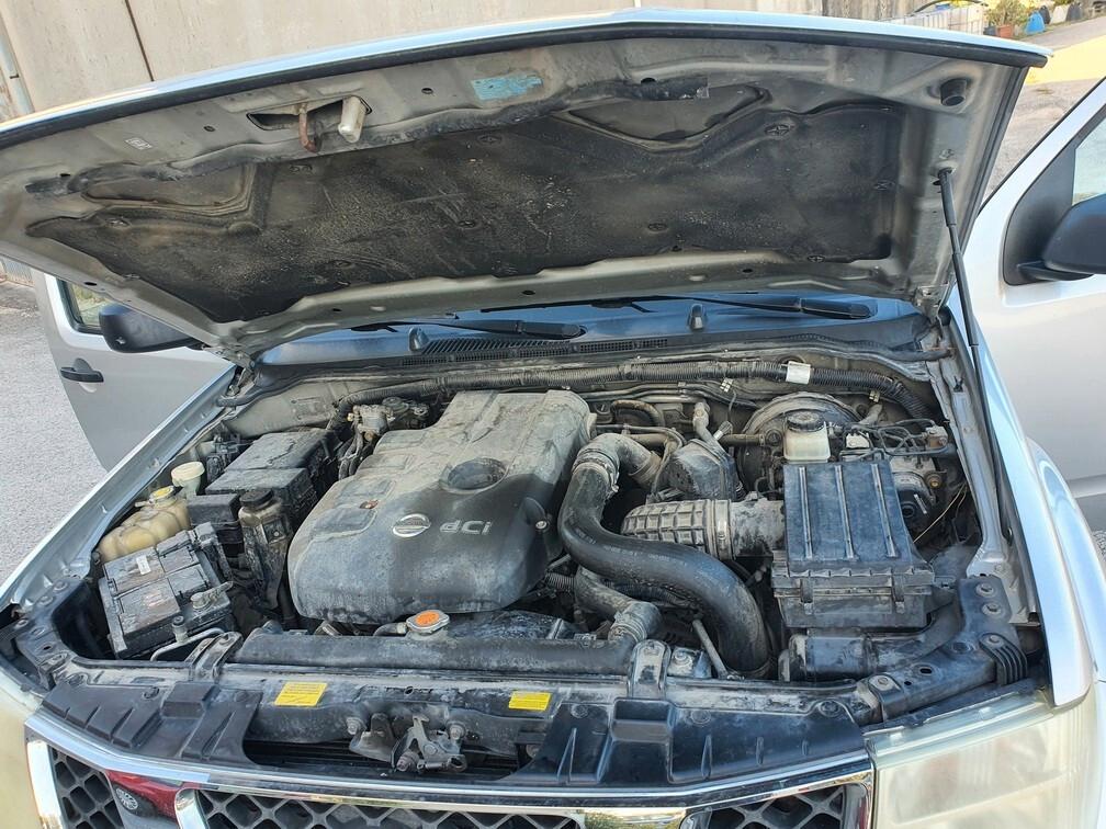 Nissan Navara (D40) 2.5 dCi 174CV 4WD Cab. Singola