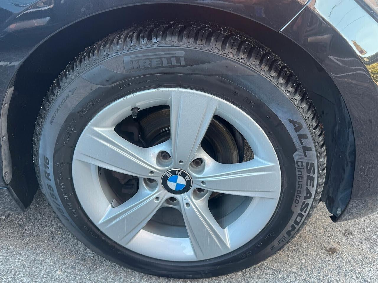 Bmw 116d 5p. Unique