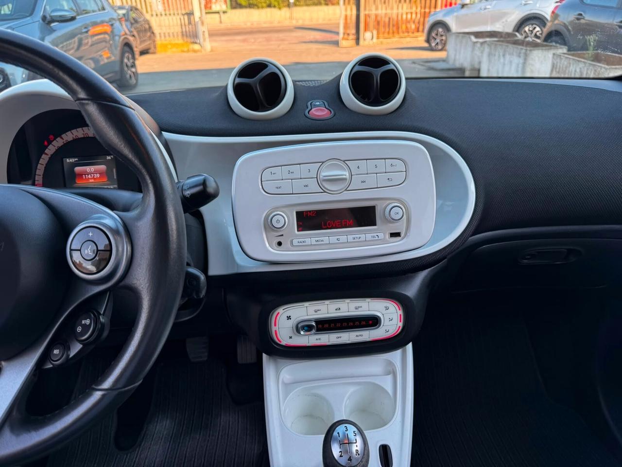 SMART FOUR FOUR 1.0 71 CV 2016 TETTO PANORAMICO