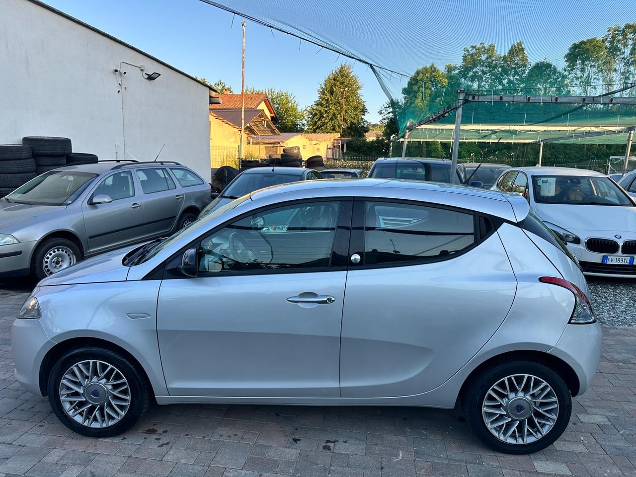 Lancia Ypsilon 1.2 69 CV 5 porte GPL Ecochic Gold