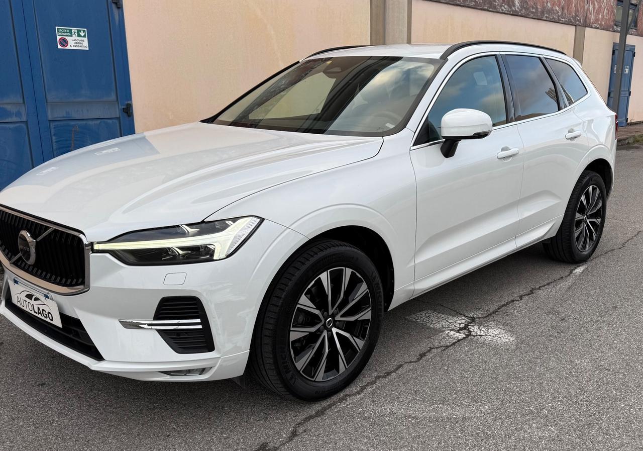 Volvo XC 60 B4 AWD (d) automatico Essential 2022