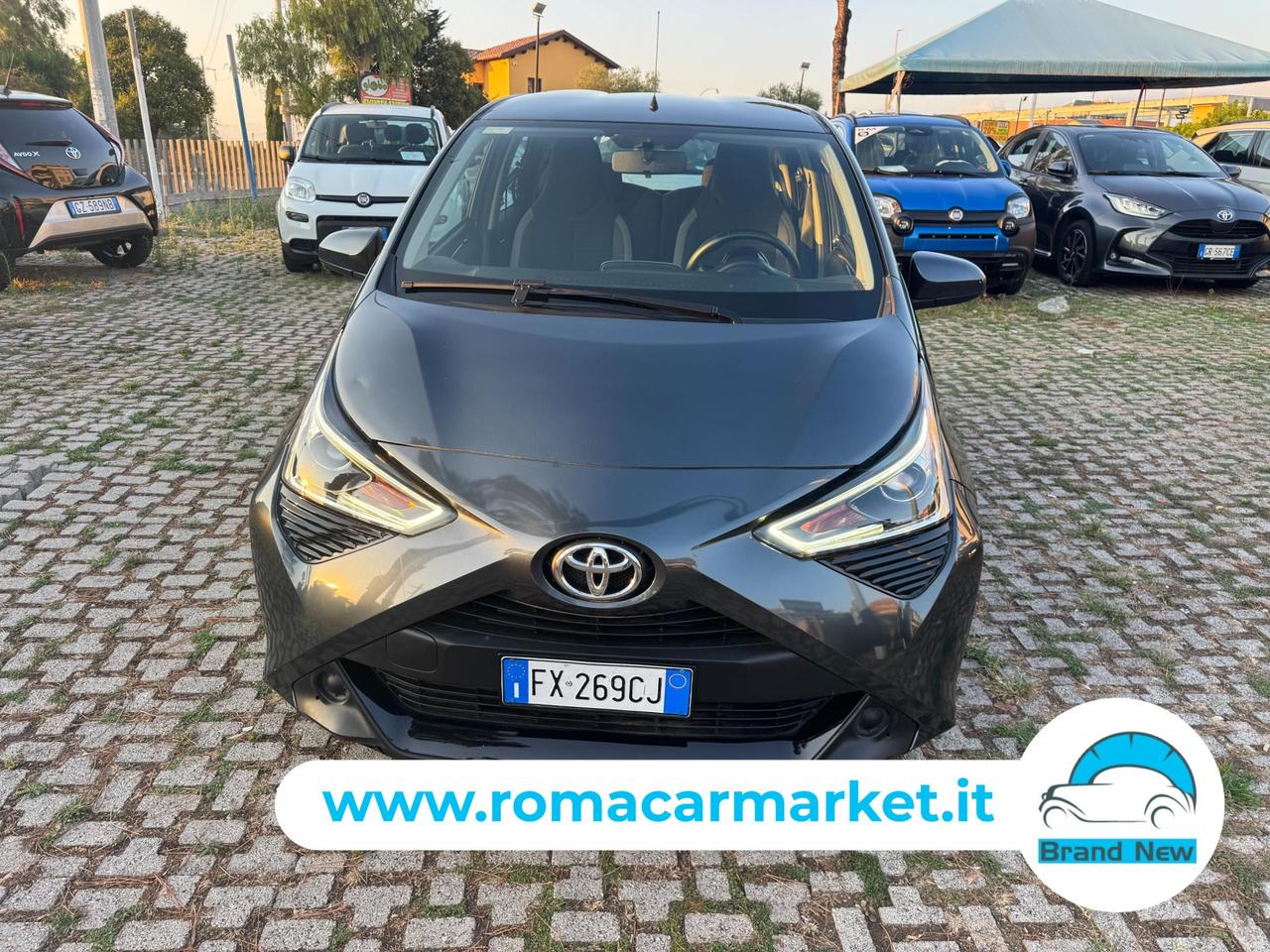 Toyota Aygo 5 Porte Aygo 5p 1.0 x-play m-mt 72cv KM CERTIFICATI
