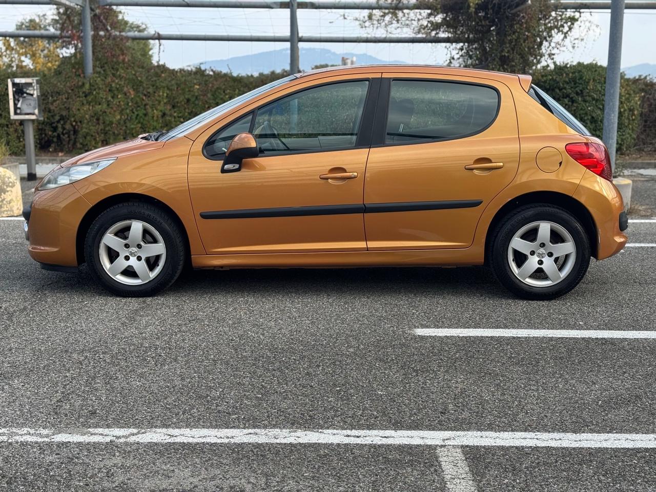 Peugeot 207 1.4 88CV 5p. XS