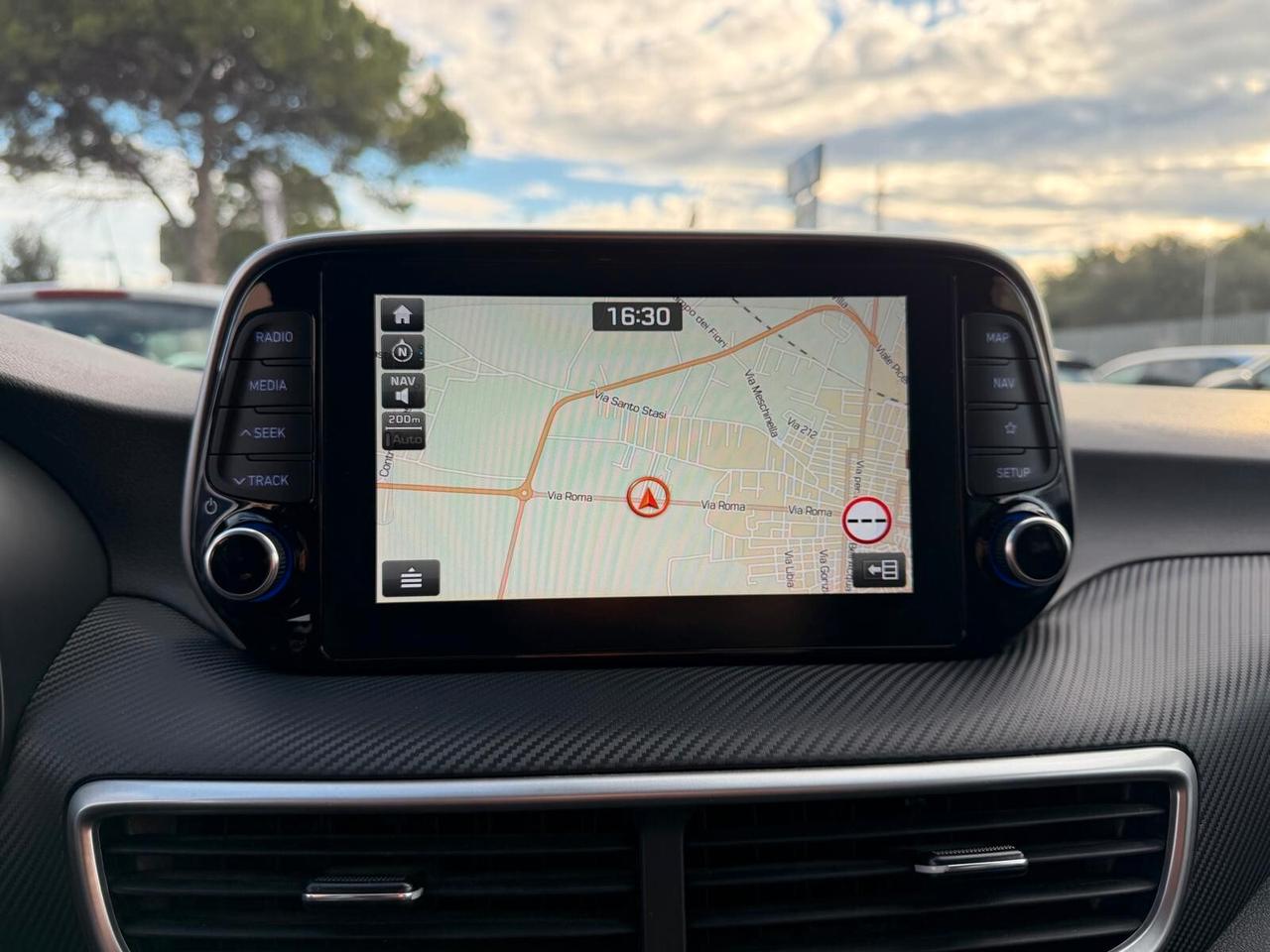 HYUNDAI TUCSON XTECH 1.6 116CV NAVI CAM AUTOCARRO ANNO 2021
