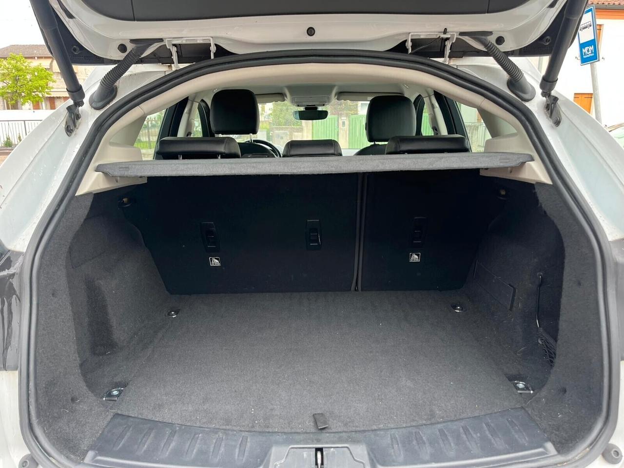 Jaguar E-Pace 2.0D 180 CV AWD aut. R-Dynamic HSE