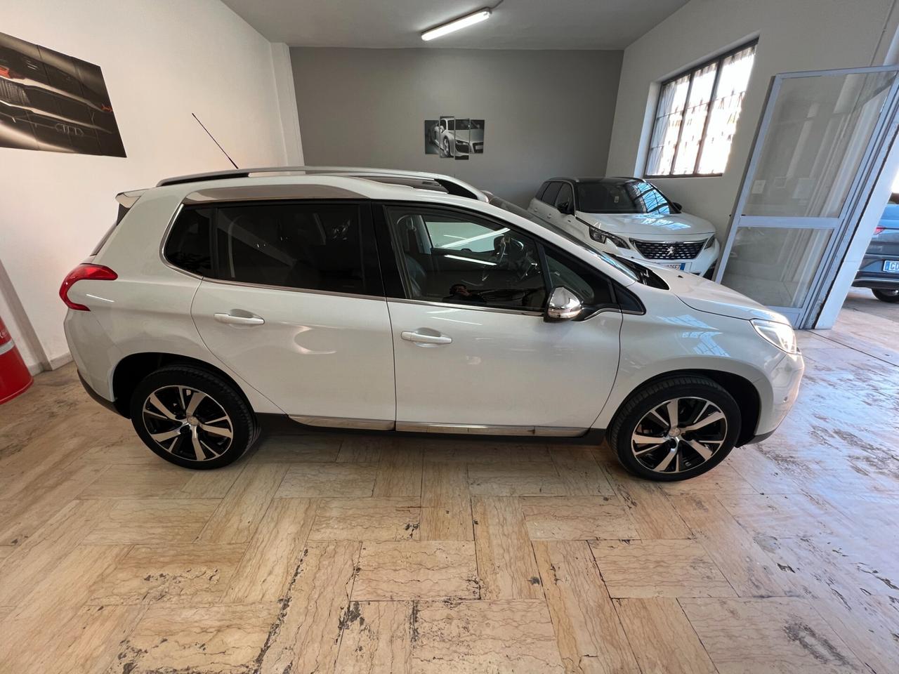 Peugeot 2008 1.6 e-HDi 92 CV Stop&Start Allure