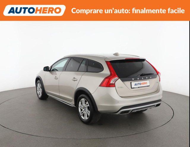 VOLVO V60 Cross Country D3 Geartronic Momentum