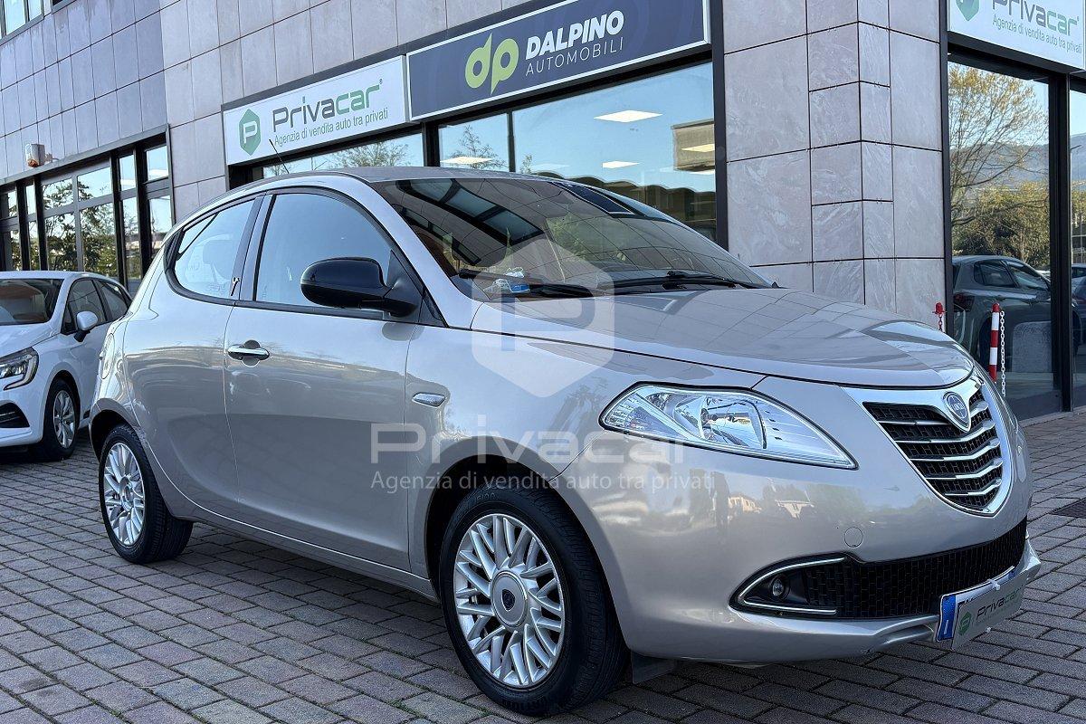 LANCIA Ypsilon 1.2 69 CV 5 porte Gold