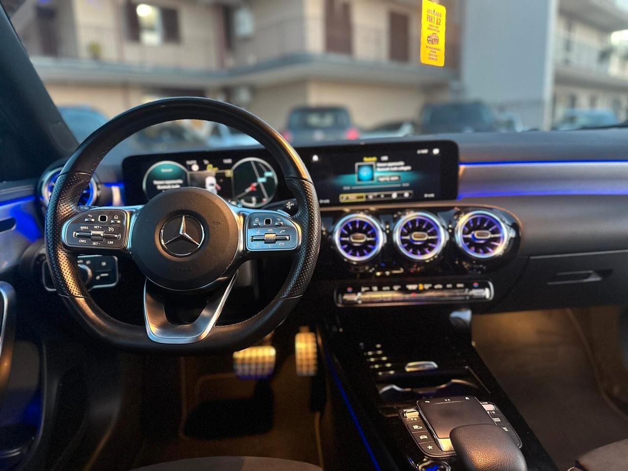 Mercedes-benz A 180 Automatic AMG Line Premium