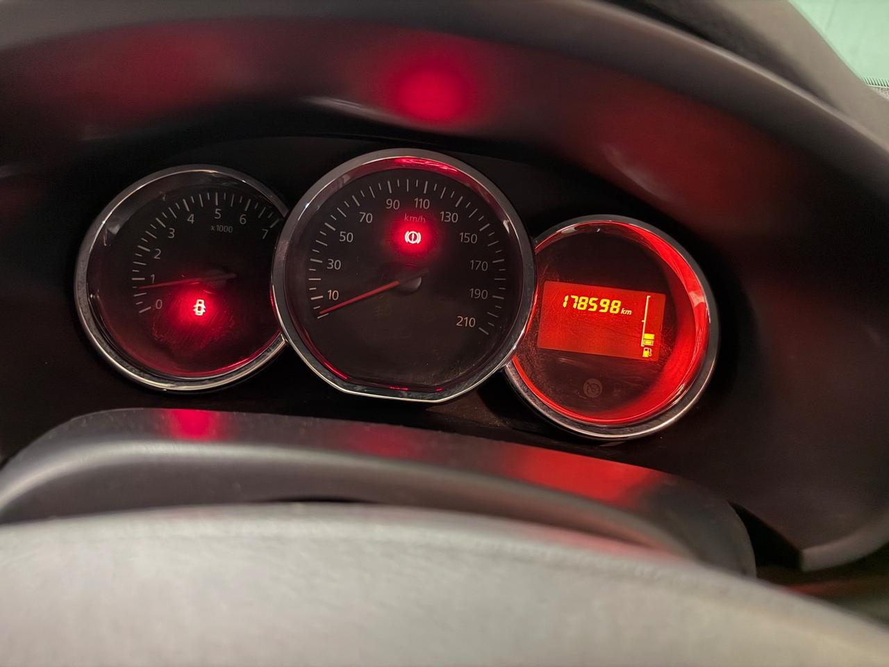 Dacia Sandero Stepway 1.6 12V 90CV Prestige