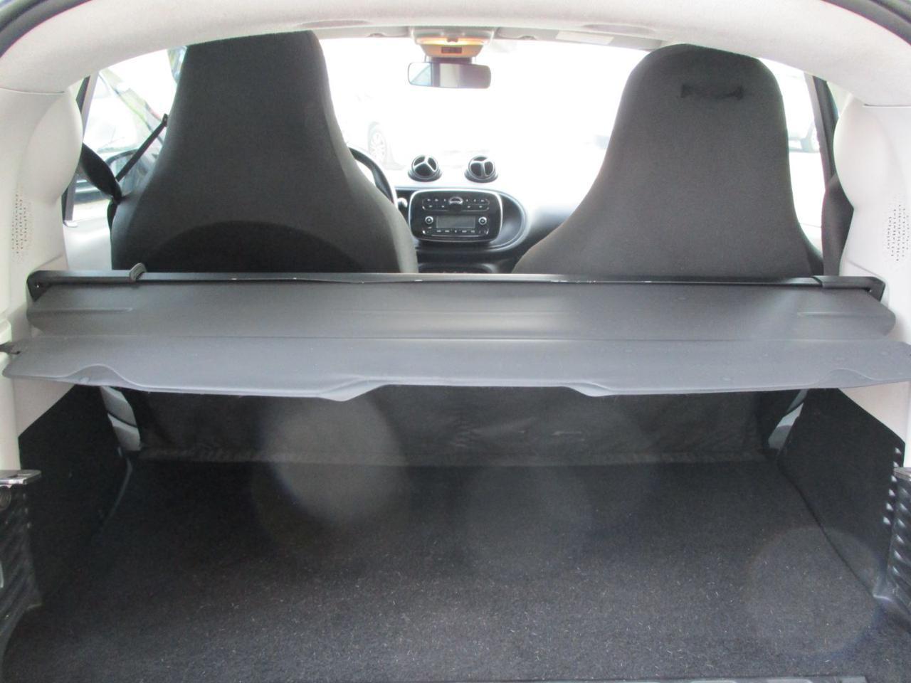 SMART FORTWO 70 1.0 twinamic Youngster