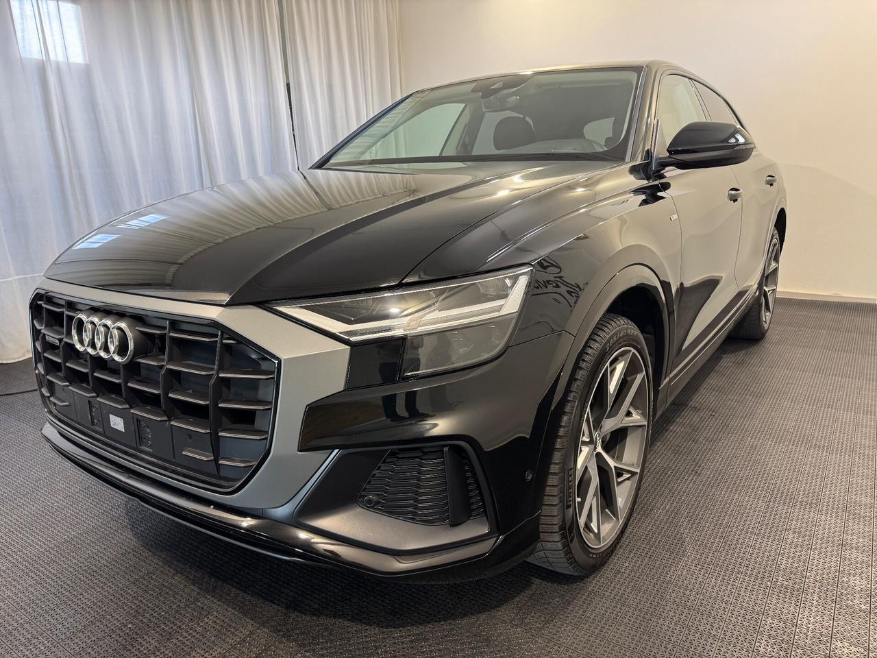 Audi Q8 45 TDI quattro tiptronic Sport