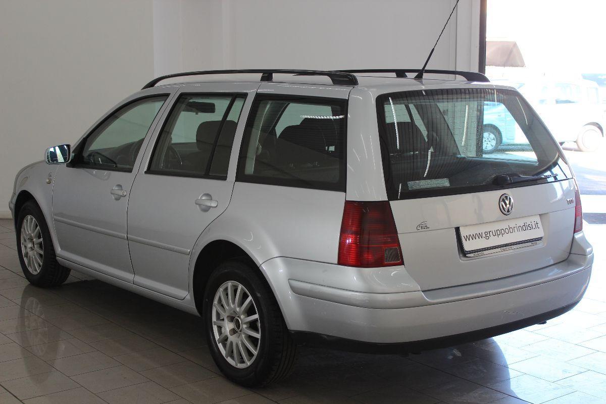 VOLKSWAGEN - Bora - TDI/101 CV Trendline