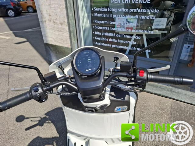 VESPA GTV 300 LIMITED EDITION 140 ANNIVERSARIO