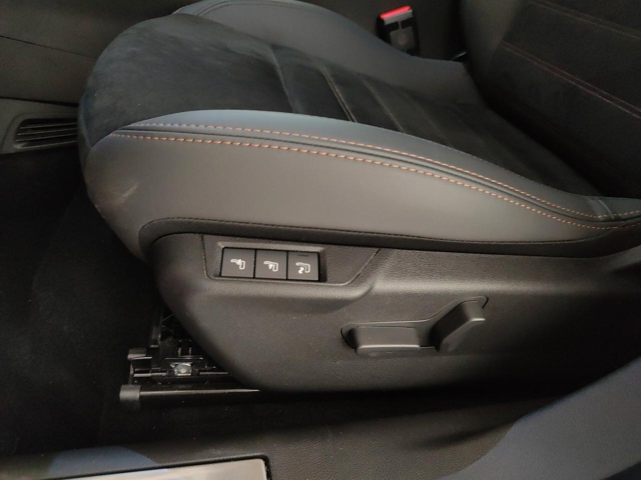 Alfa Romeo Junior 1.2 145 CV Hybrid eDCT6 Q4 Intensa