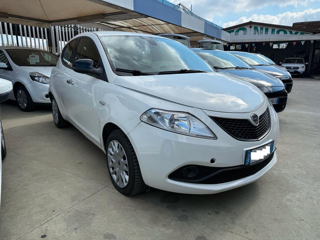 LANCIA NEW YPSILON 1,2 BENZ IMP.GPL