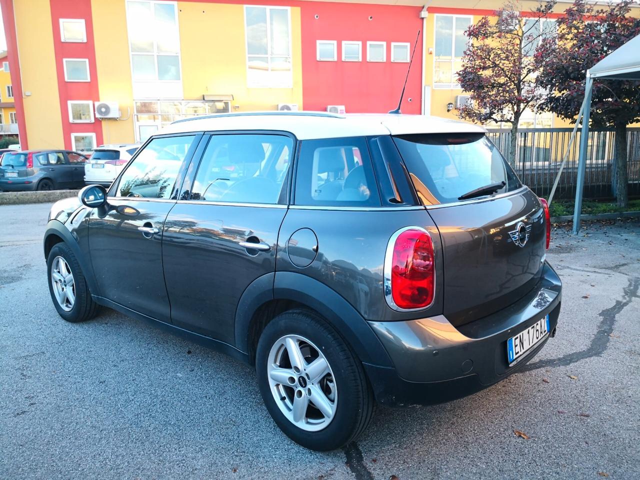 Mini Cooper Countryman 1.6 benz Aut. ***UNICO PROPRIETARIO***