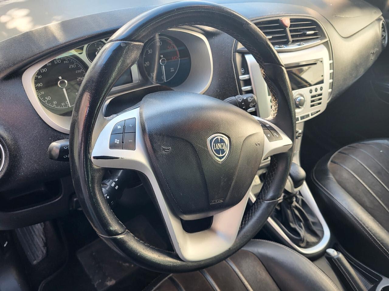 Lancia Delta 1.6 MJT DPF Oro