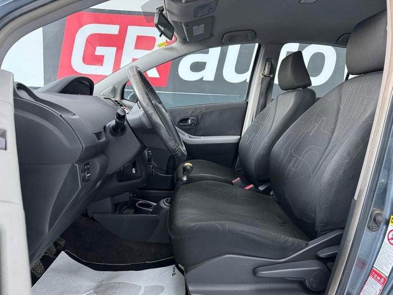 Toyota Yaris Yaris 1.0 5 porte Luxury pack