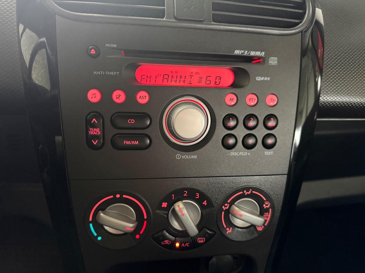 Suzuki Splash 1.0 GL Style 68cv NEOPATENTATI 2013