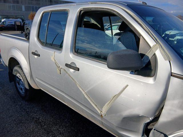 NISSAN Navara 2.5 dCi 4 porte Double Cab