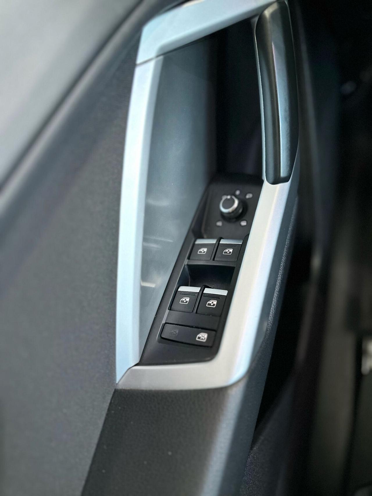 Audi Q3 35 2.0 TDI 150cv S tronic edition 2020