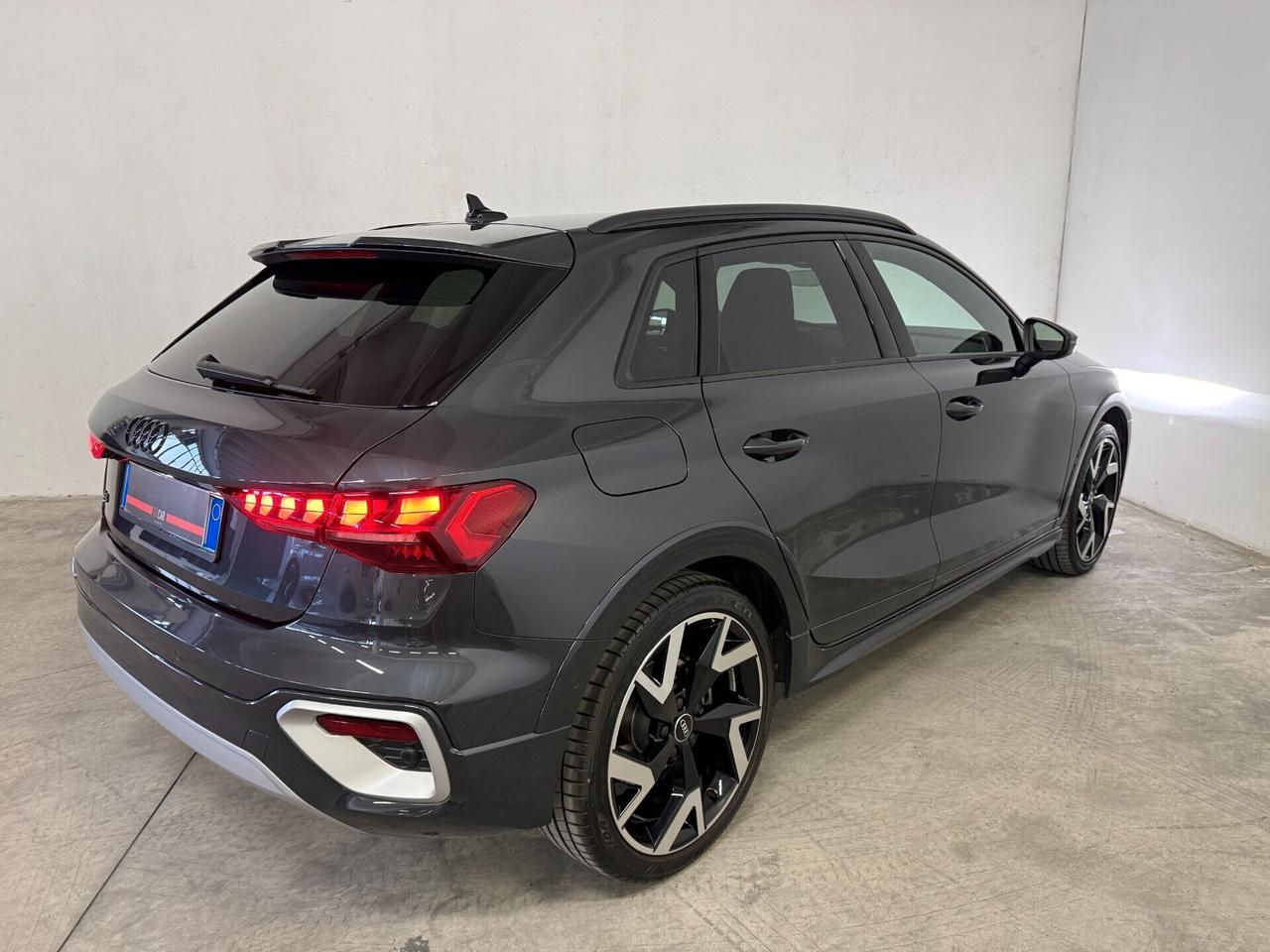 Audi A3 Allstreet 35 Tfsi 150 Cv Stronic Identity Contrast