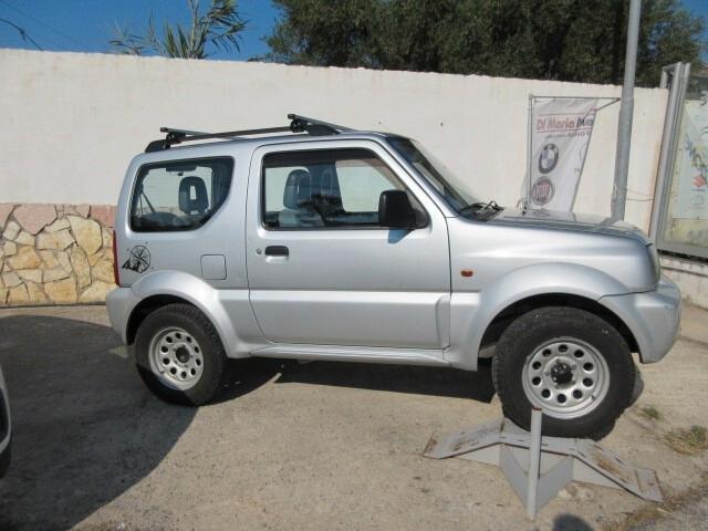 Suzuki Jimny 1.3i 16V cat 4WD JLX