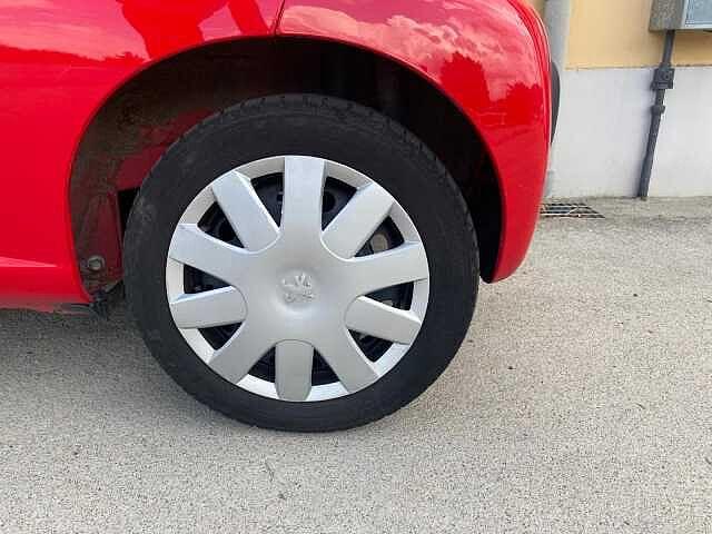 Peugeot 107 1.0 68CV 3p. Plaisir