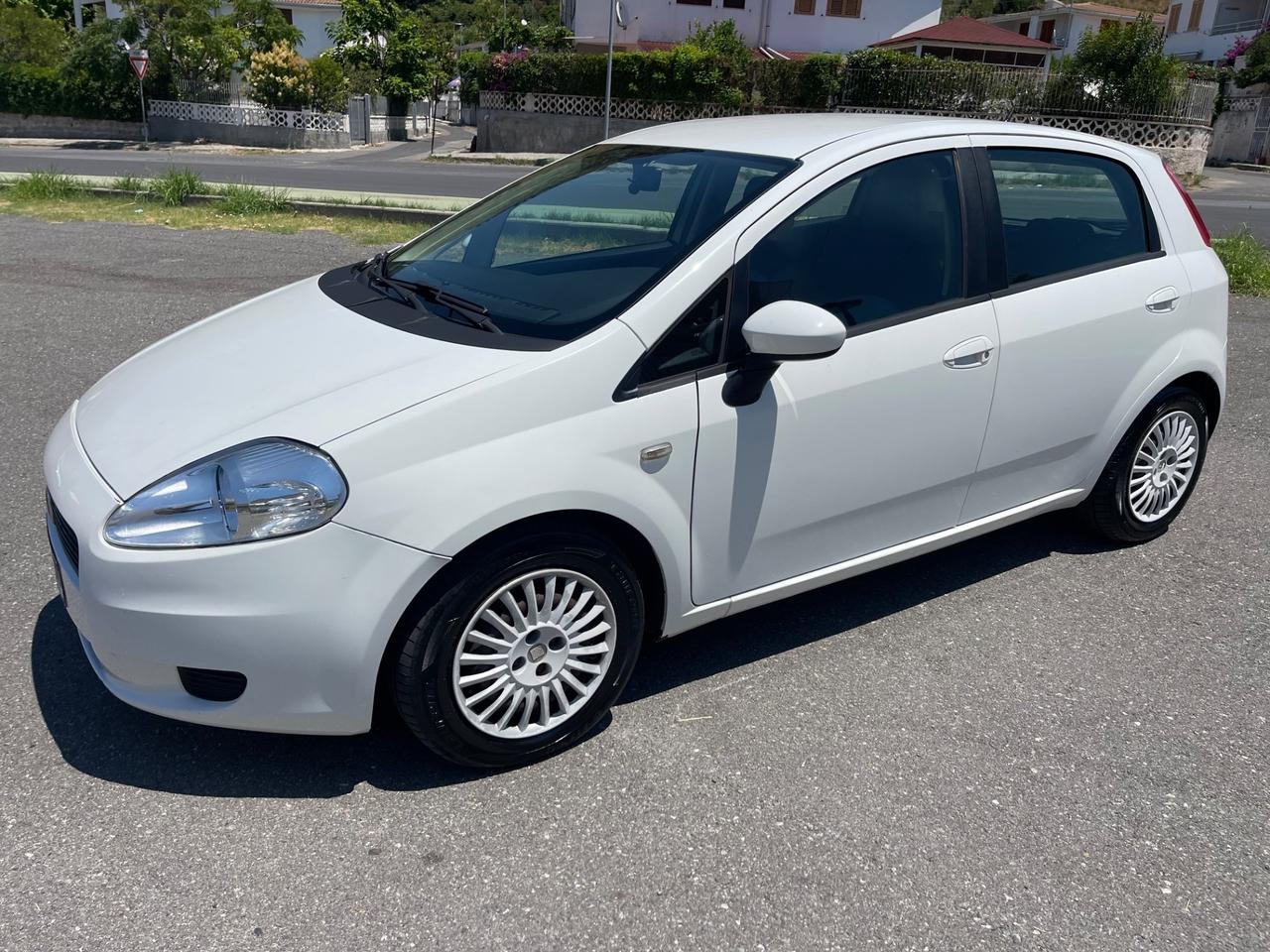 Fiat Grande Punto Grande Punto 1.3 MJT 90 CV 5 porte Dynamic automatica