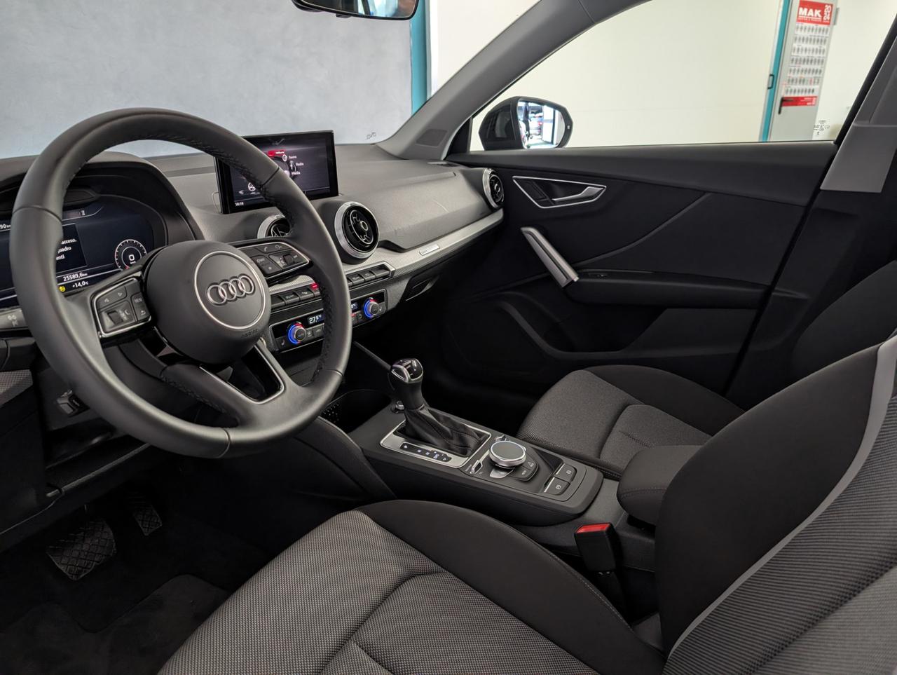 Audi Q2 35 TFSI S-tronic Business Advanced